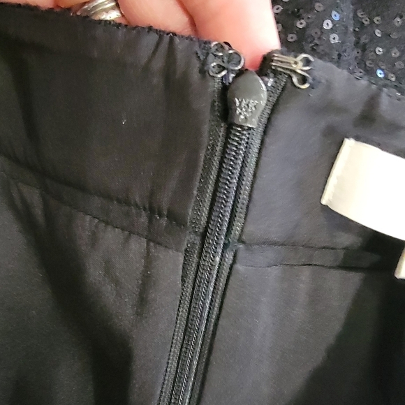 LOFT Black Sequin Striped Skirt Size 2 Holiday Evening Party Sparkle - Picture 9 of 14